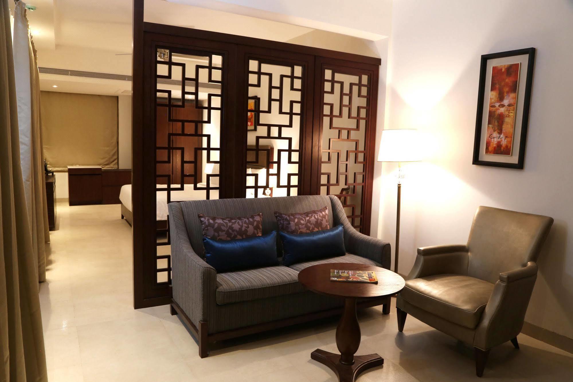 Lemon Tree Hotel Candolim Exterior photo