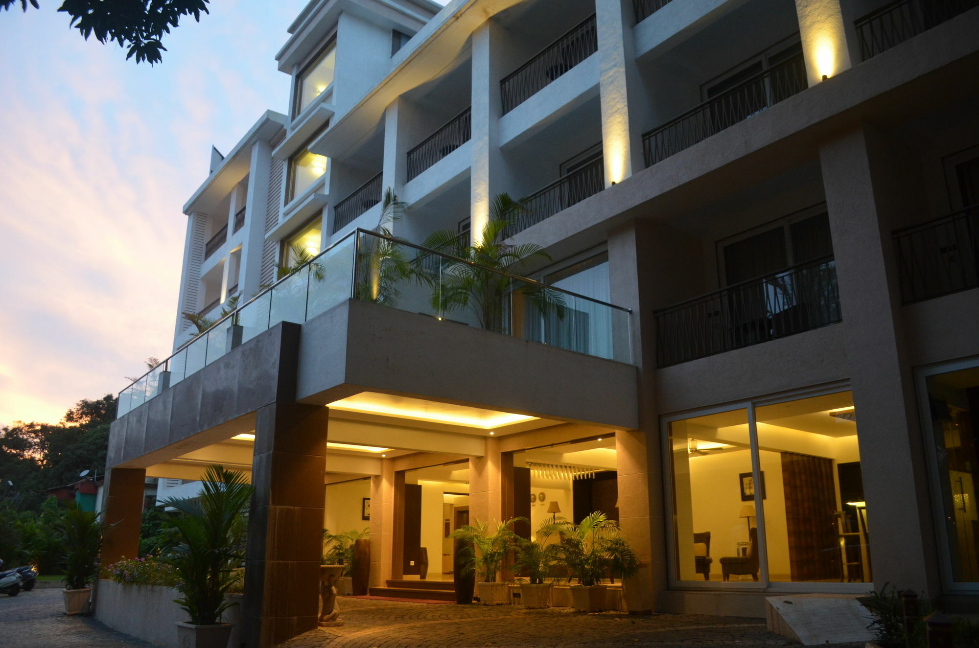 Lemon Tree Hotel Candolim Exterior photo