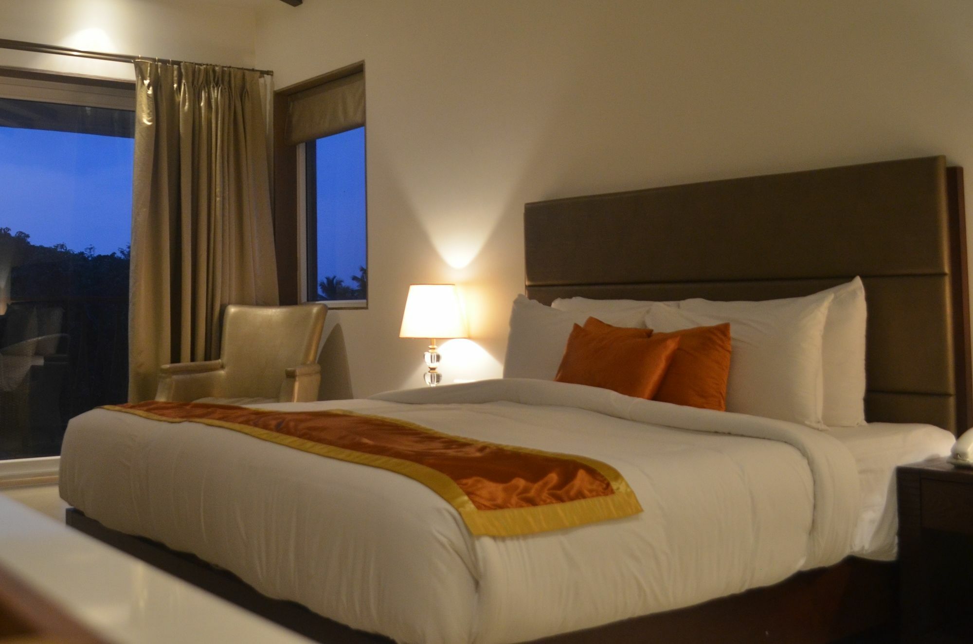 Lemon Tree Hotel Candolim Exterior photo